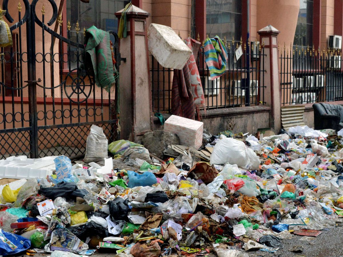 You Dump It, You Get It: Bengaluru's 'Garbage Dumping Festival' To Shame Litterbugs