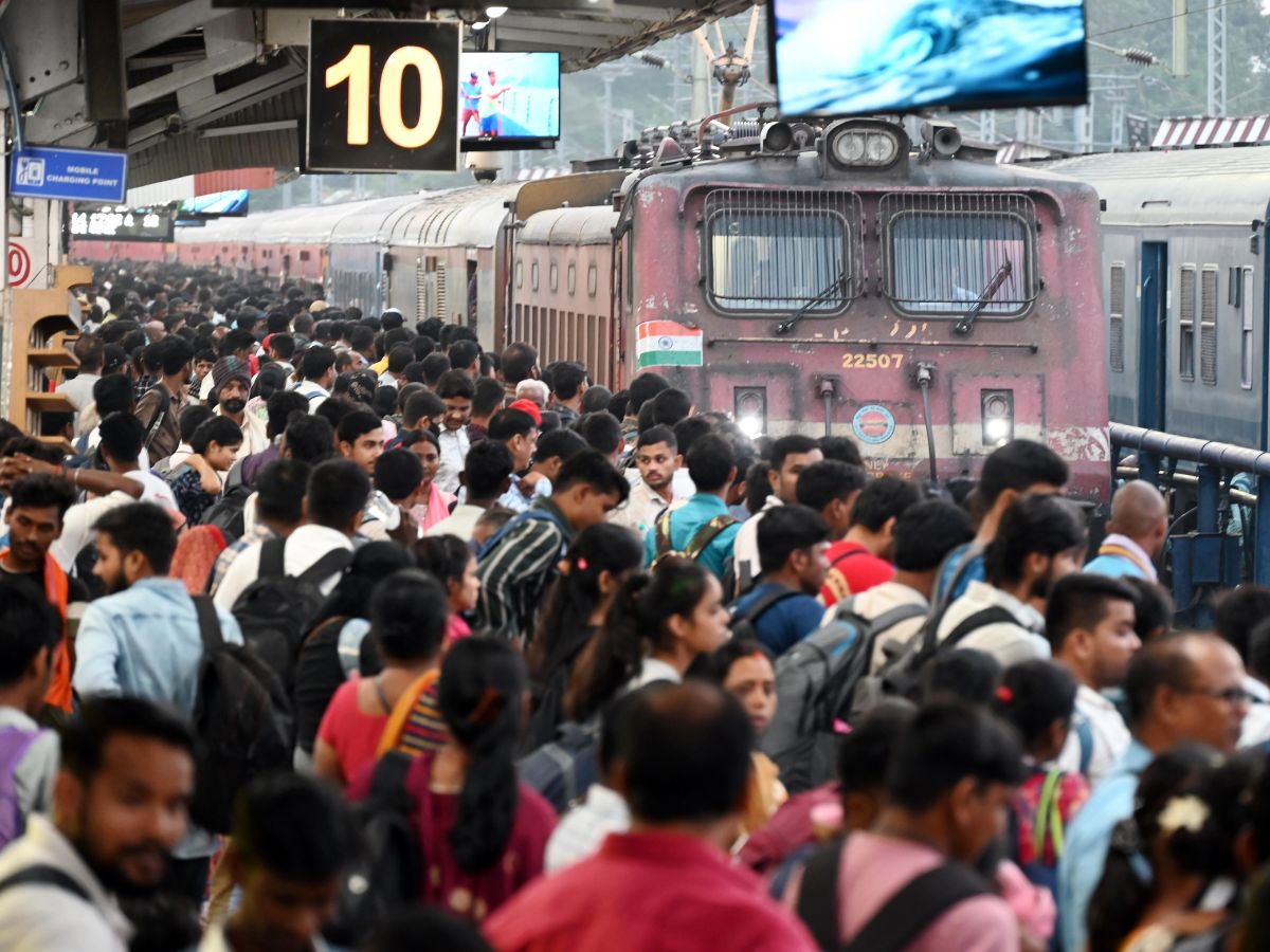 Diwali 2025: Central Railway Deploys 1,702 Special Trains For Diwali, Chhath