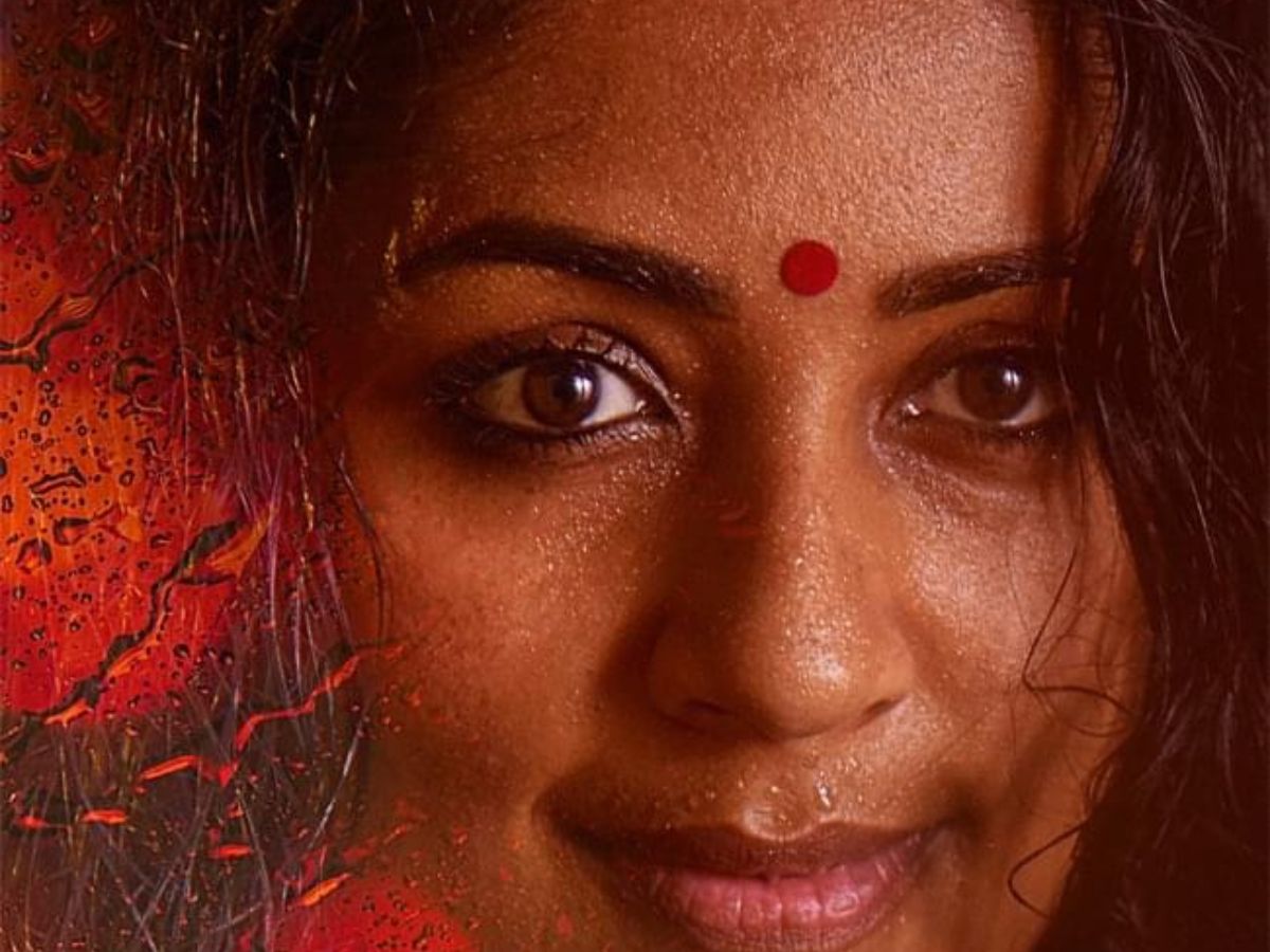 Oruthee (2022) Radhamani