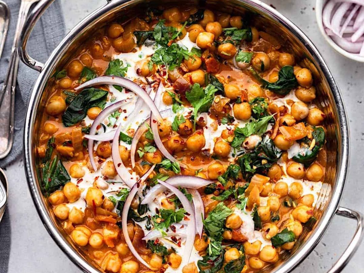 Chickpea and Spinach Curry