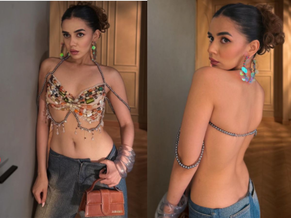 Komal Pandey-₹60 crore