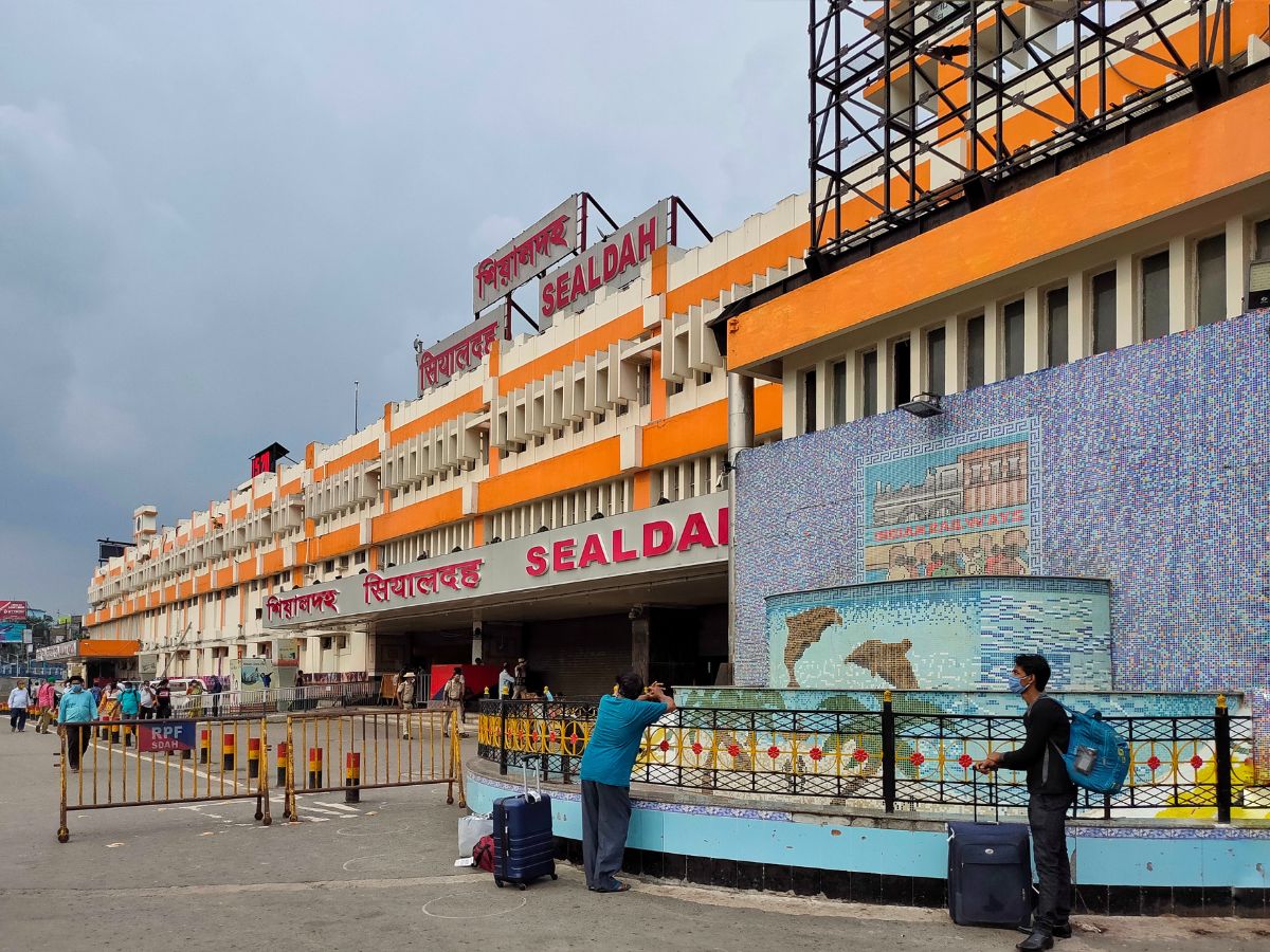 Sealdah Railway Station (West Bengal)