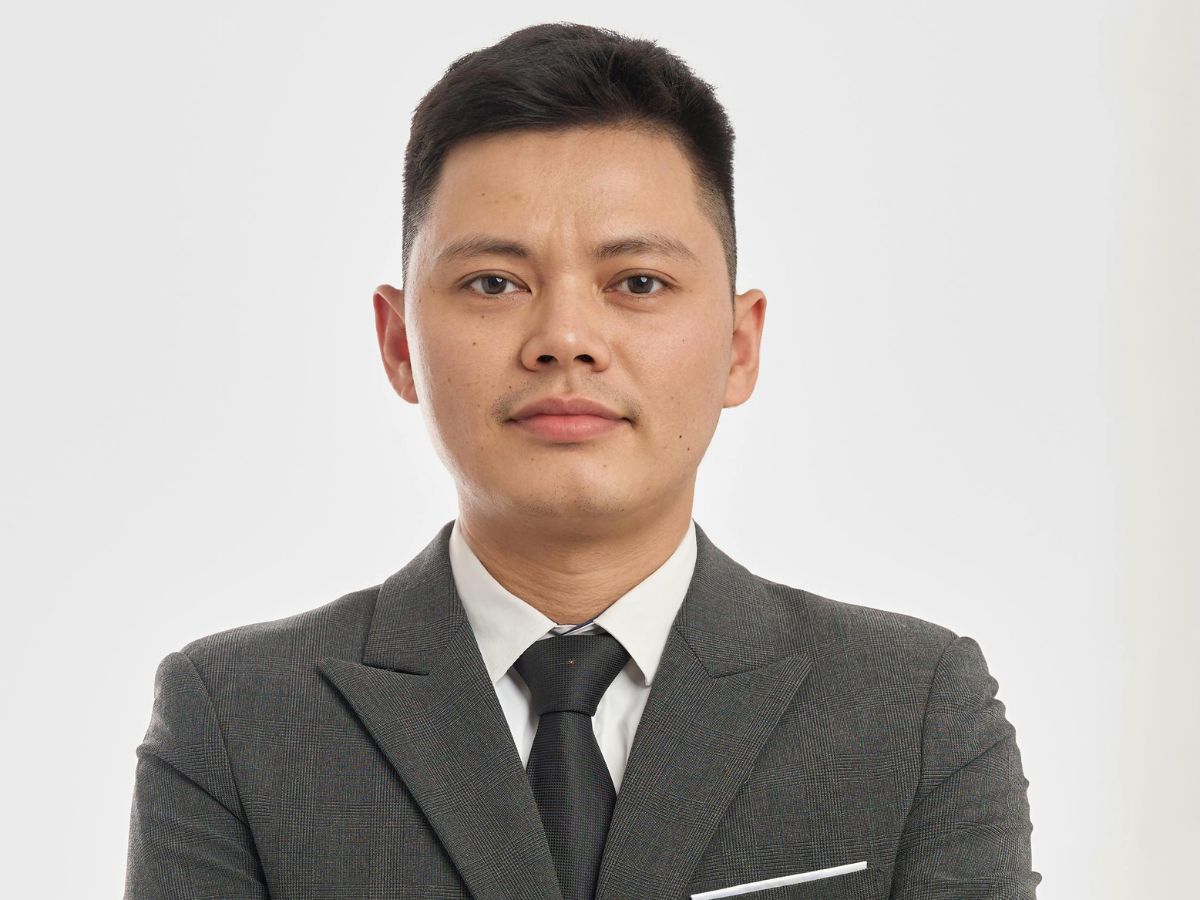 Focus on Eye-Level Framing