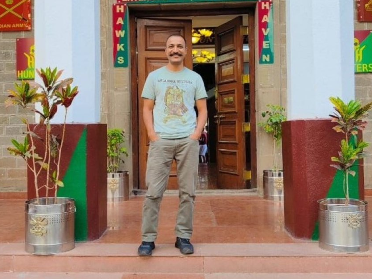 Who Was Namansh Syal, The Pilot Who Died In Tejas Crash During Dubai Air Show? IAF Wing Commander, Father To 7-Year-Old Daughter, Failed To Eject, Went Down With Plane