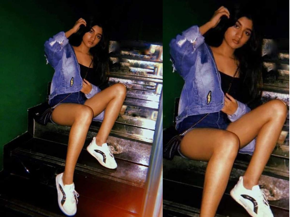 Ashlesha Thakur with Shah Rukh Khan