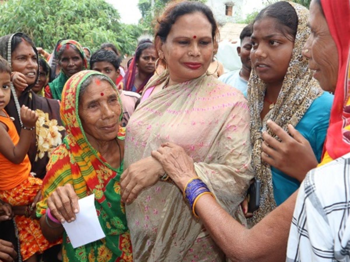 Preeti Kinnar studied up to the 8th standard, and her public profile emphasizes grassroots work over formal degrees.