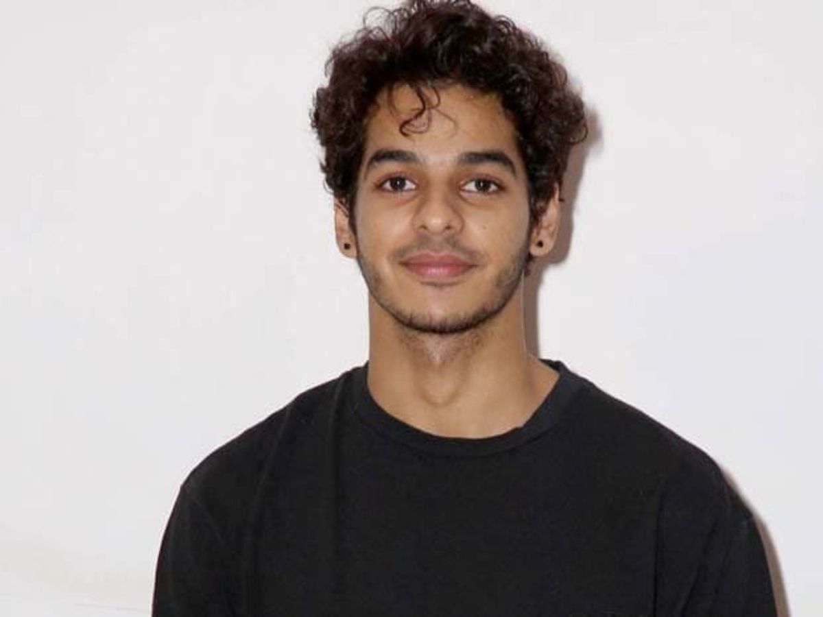 Beyond the Clouds (2017)