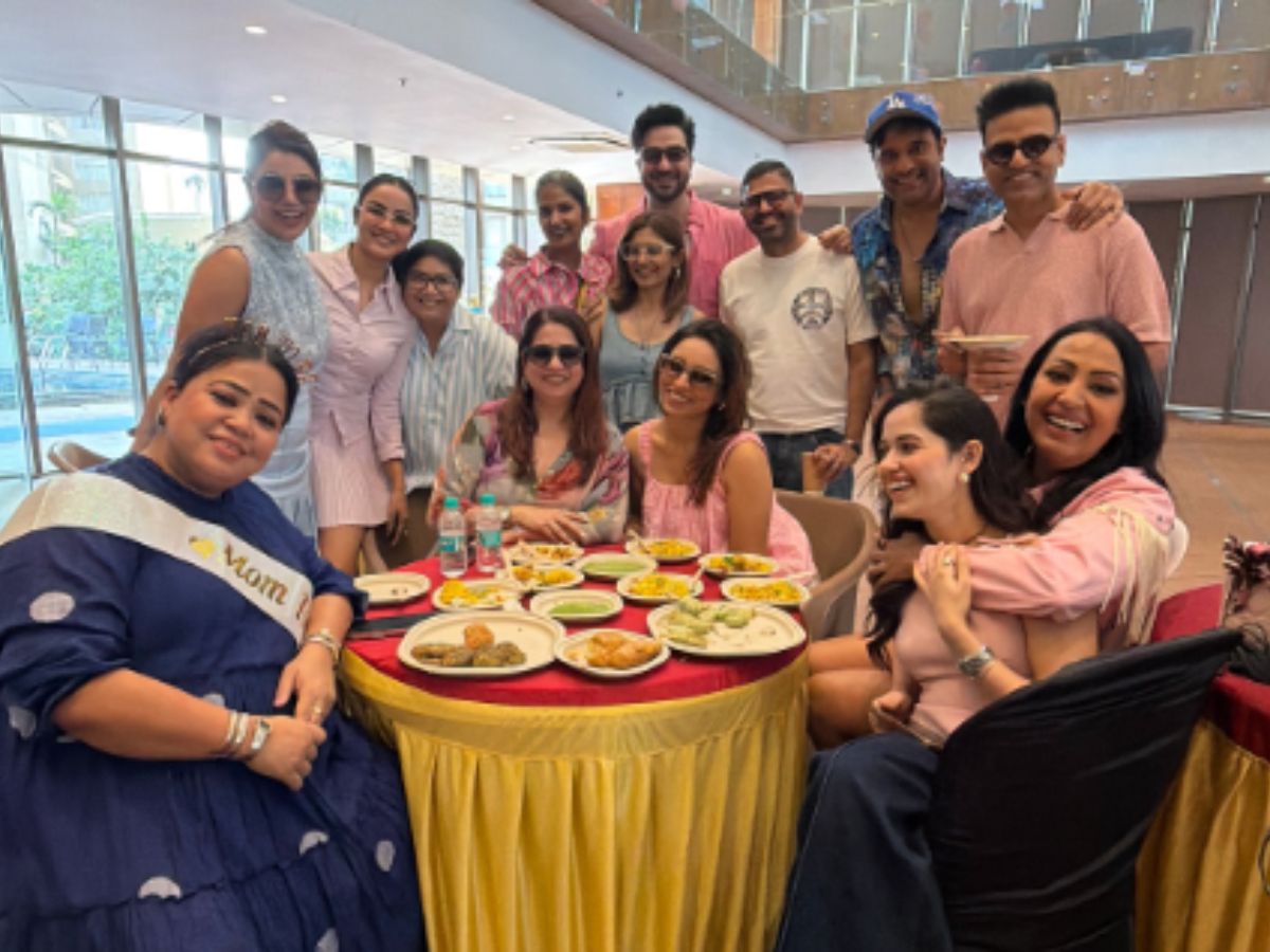 Laughter Chefs Team Brings Fun to Moment