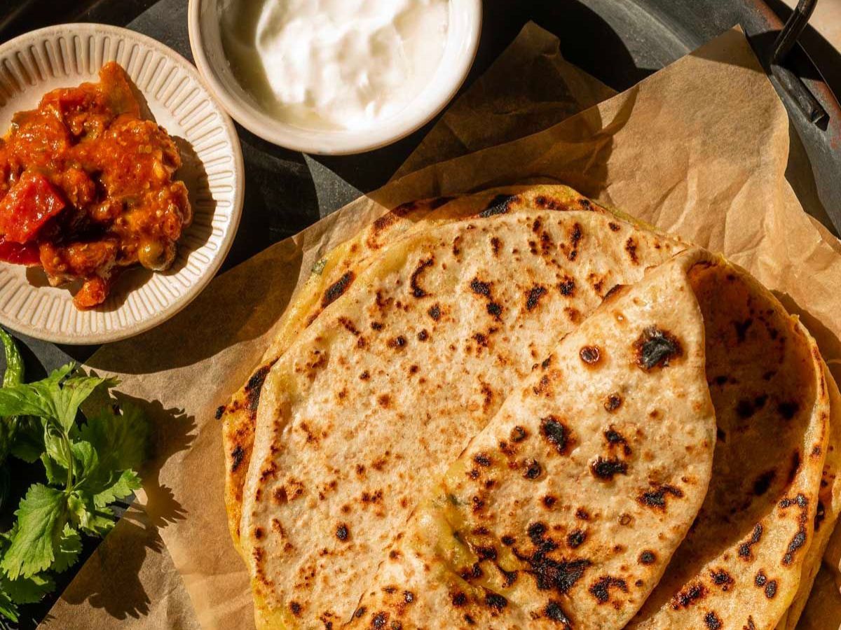 Stiffed Paratha (Aloo or Paneer)