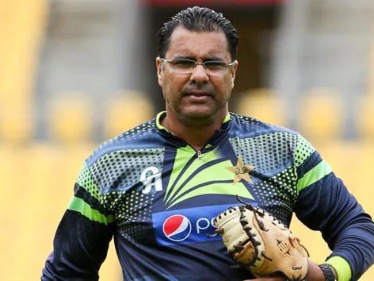 Waqar Younis (13)
