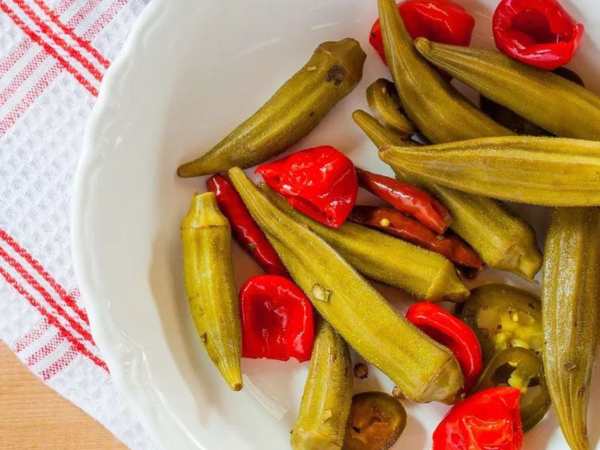 Temper the whole spices