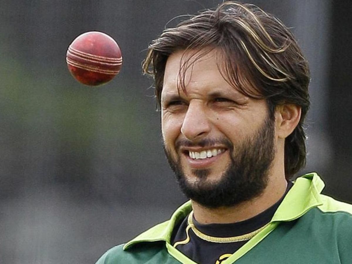 Shahid Afridi (9)