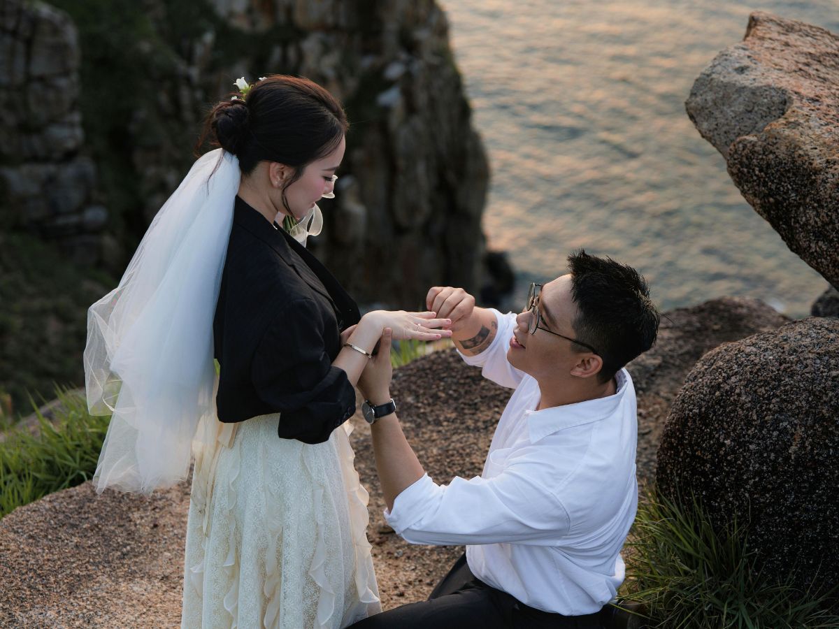 Do a Midnight Proposal Under the Stars