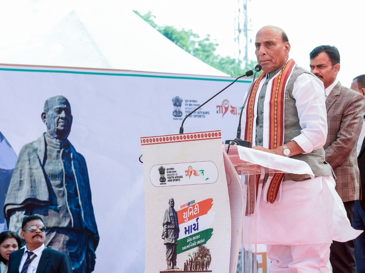 Rajnath Singh says Nehru wanted govt funds for Babri Masjid; Patel opposed it as “truly secular”, cites Somnath and Ayodhya examples.