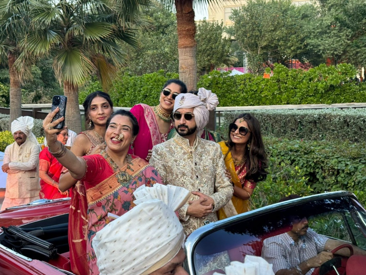 Jay Pawar and Rituja Patil formally exchanged vows