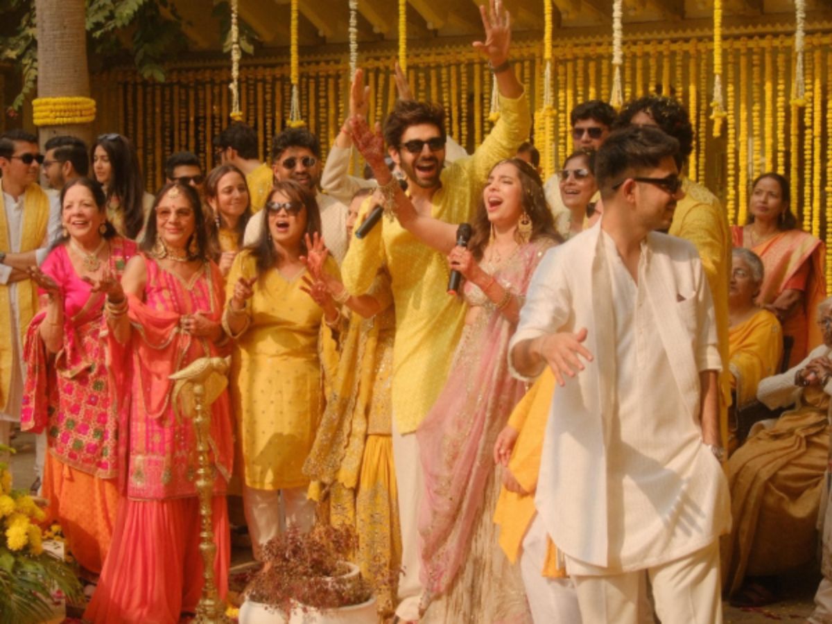 Fans Send Love and Congratulations