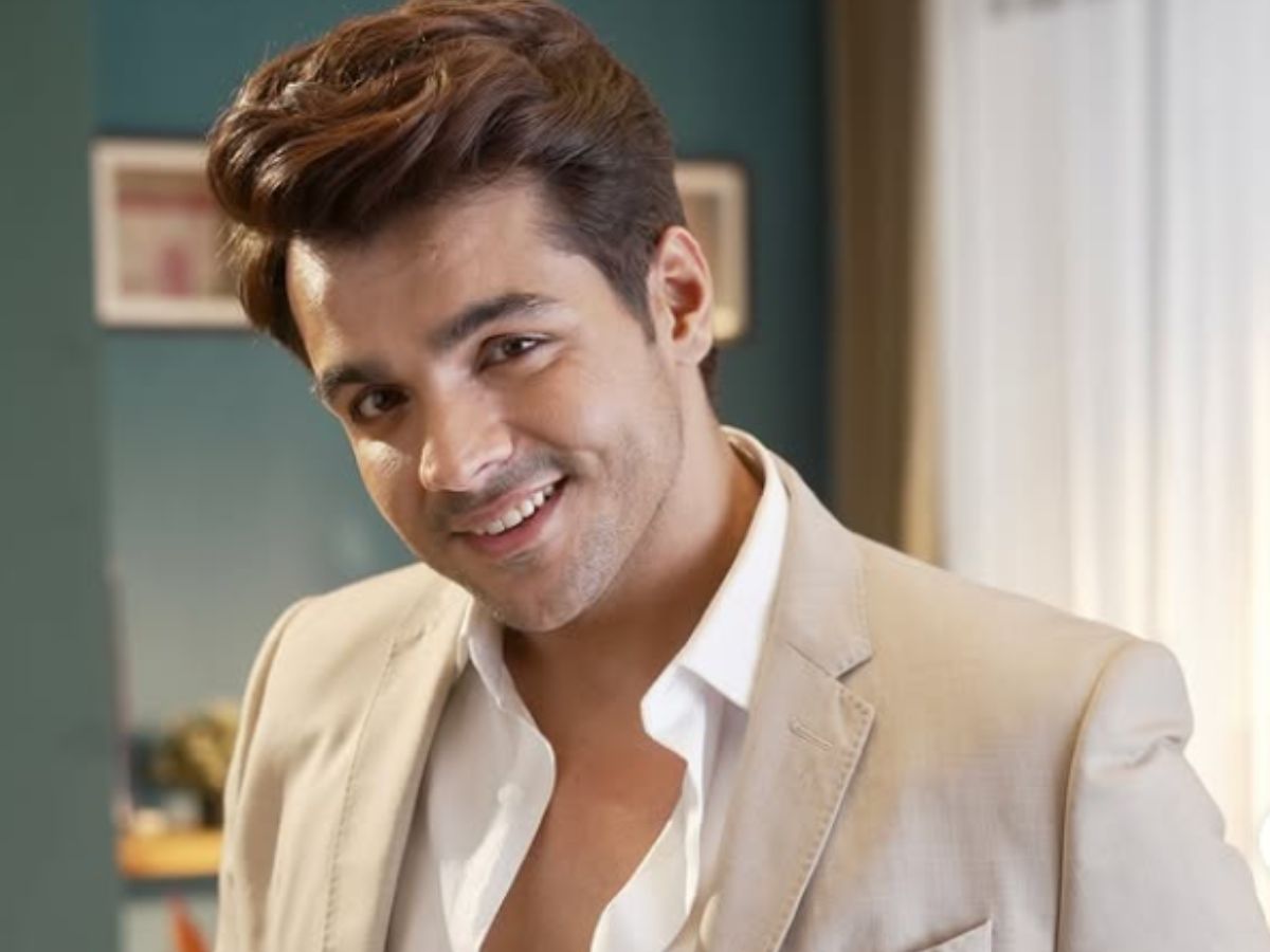 Ashish Chanchlani (Ashish Chanchlani Vines)