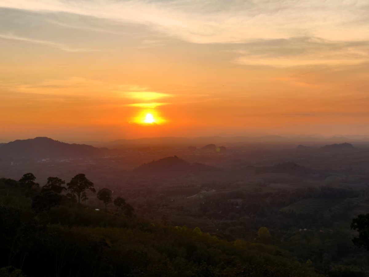 Final Sunset 2025, Thailand. (Image: X/ ThosMajor)