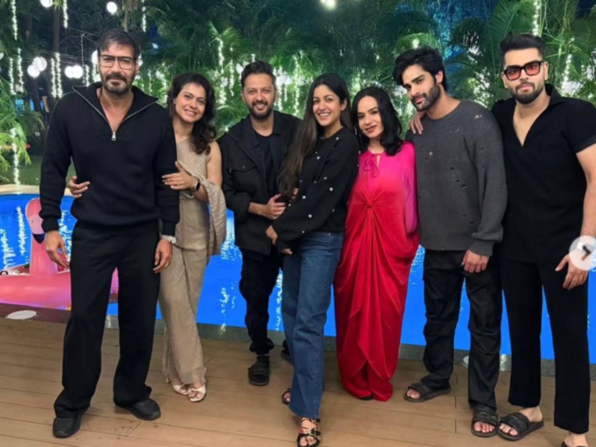 Ajay Devgn & Kajol New Year 2026