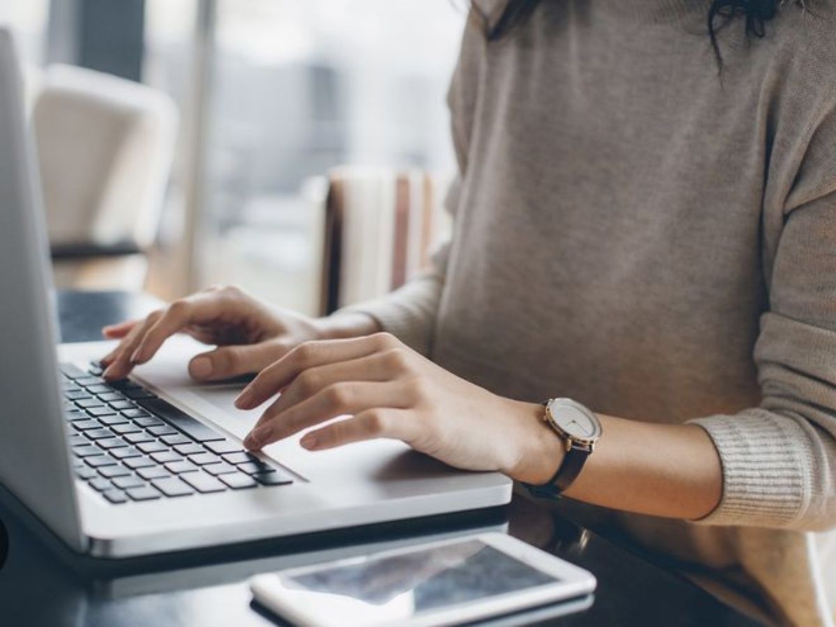 You’re using your hands less (or keeping them still)