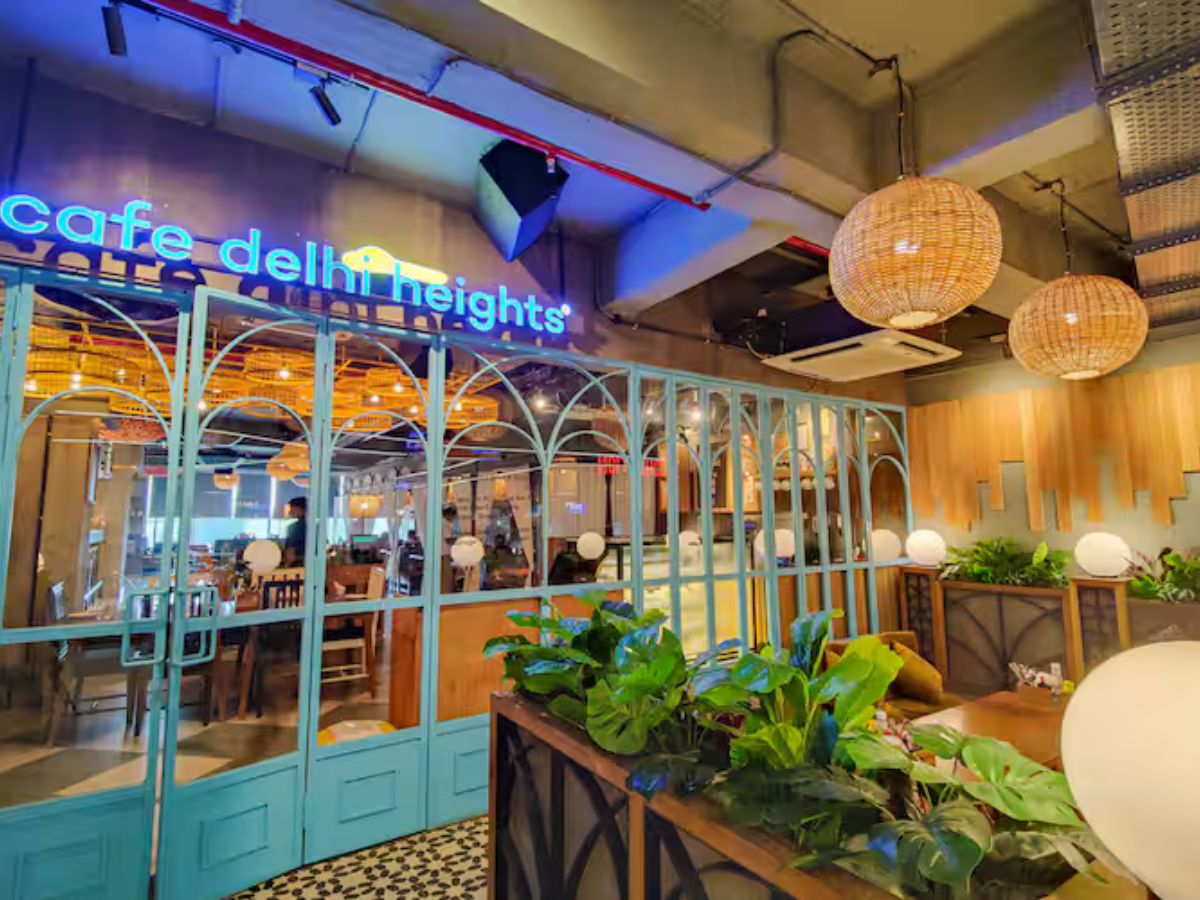 Cafe Delhi Heights
