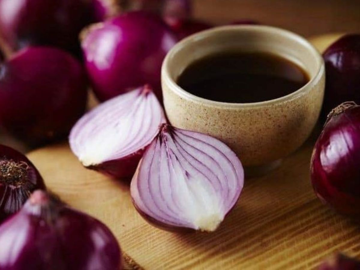 Onion Juice & Castor Oil Hair Mask