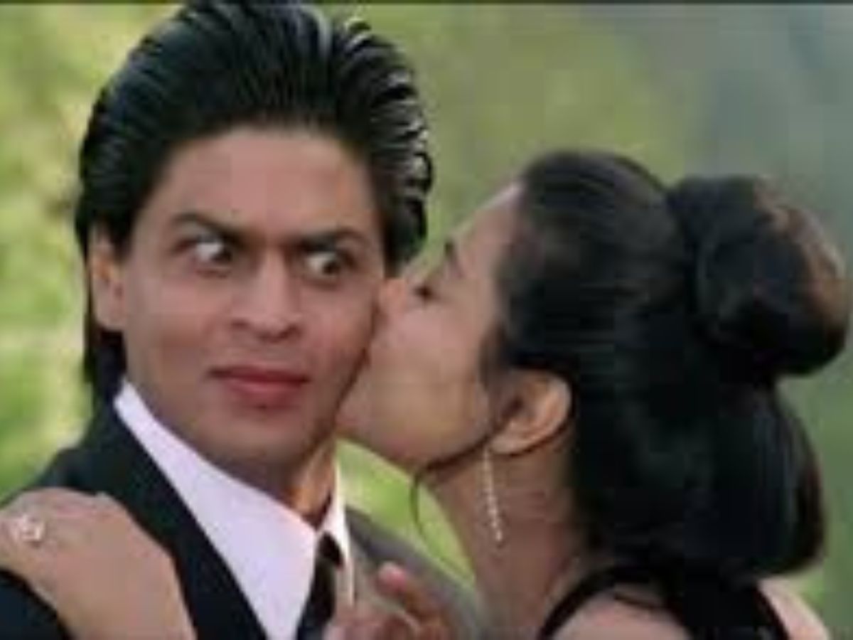 Shah Rukh Khan and Kajol in Dilwale Dulhania Le Jayenge