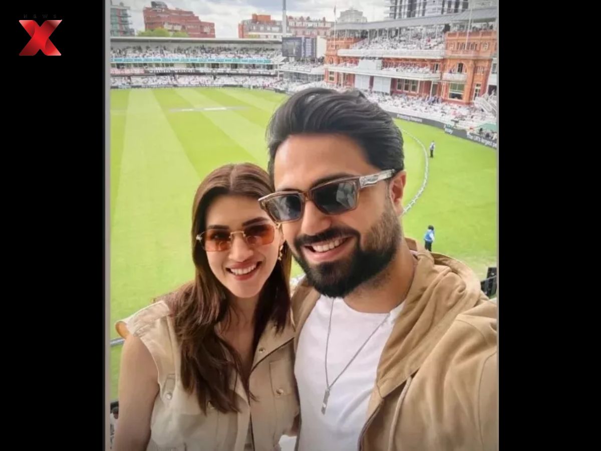 Kriti Sanon With Kabir Bahia at India vs England Match