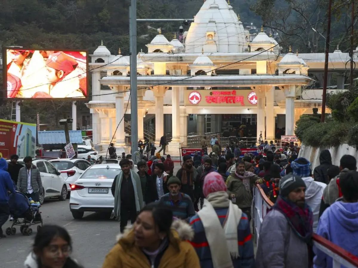 Faith Over Cold As Devotees Queue Up At Shrines