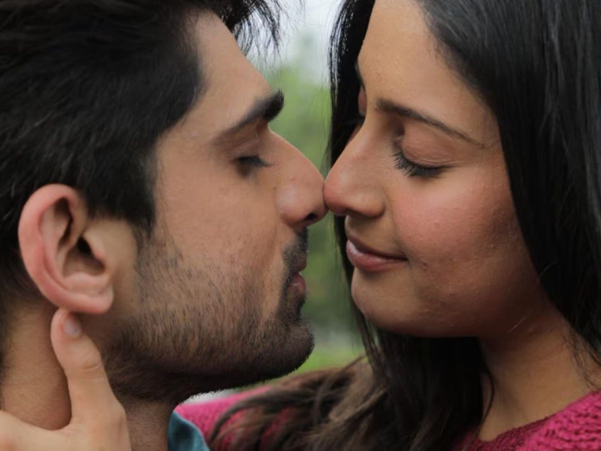 Isha & Abhishek Controversial Love Story