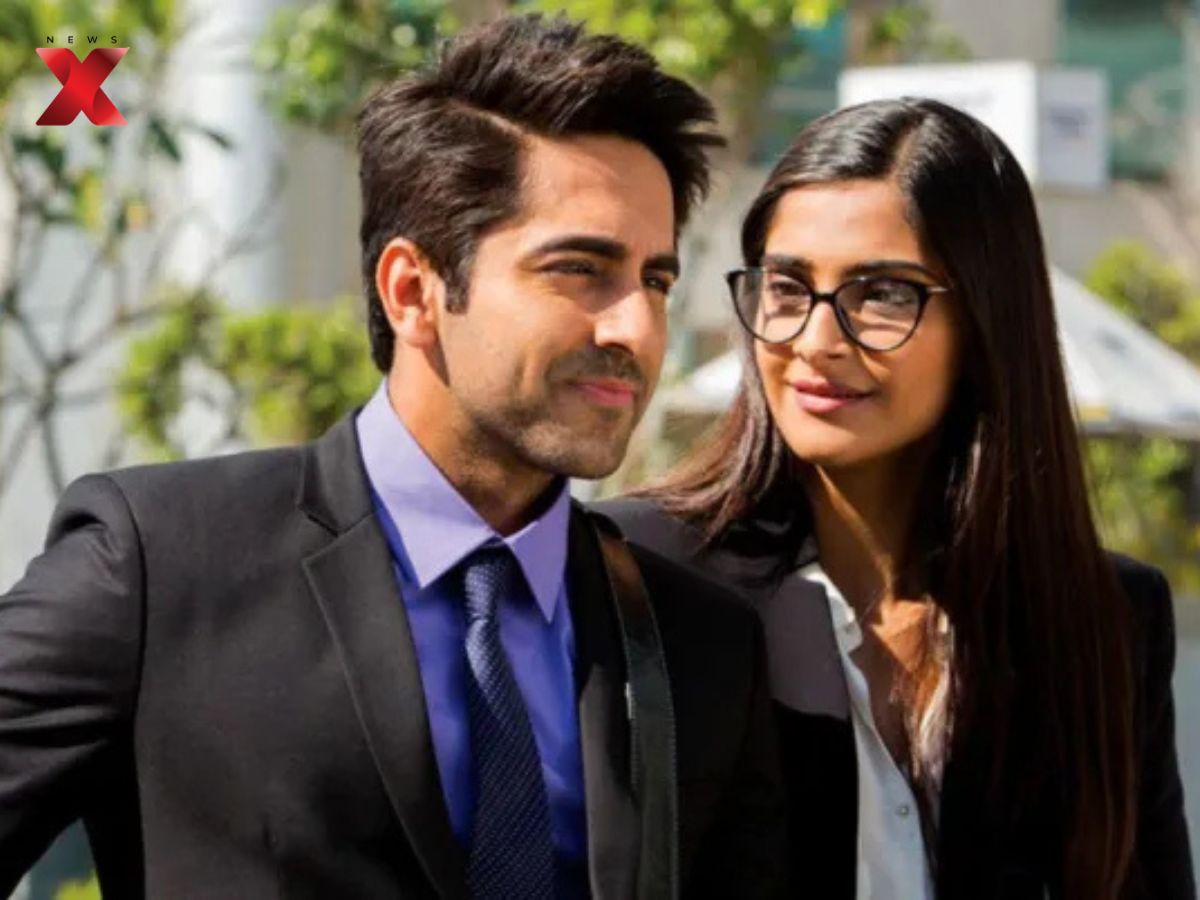 Sonam Kapoor as Myra Sehgal in Bewakoofiyaan (2014)