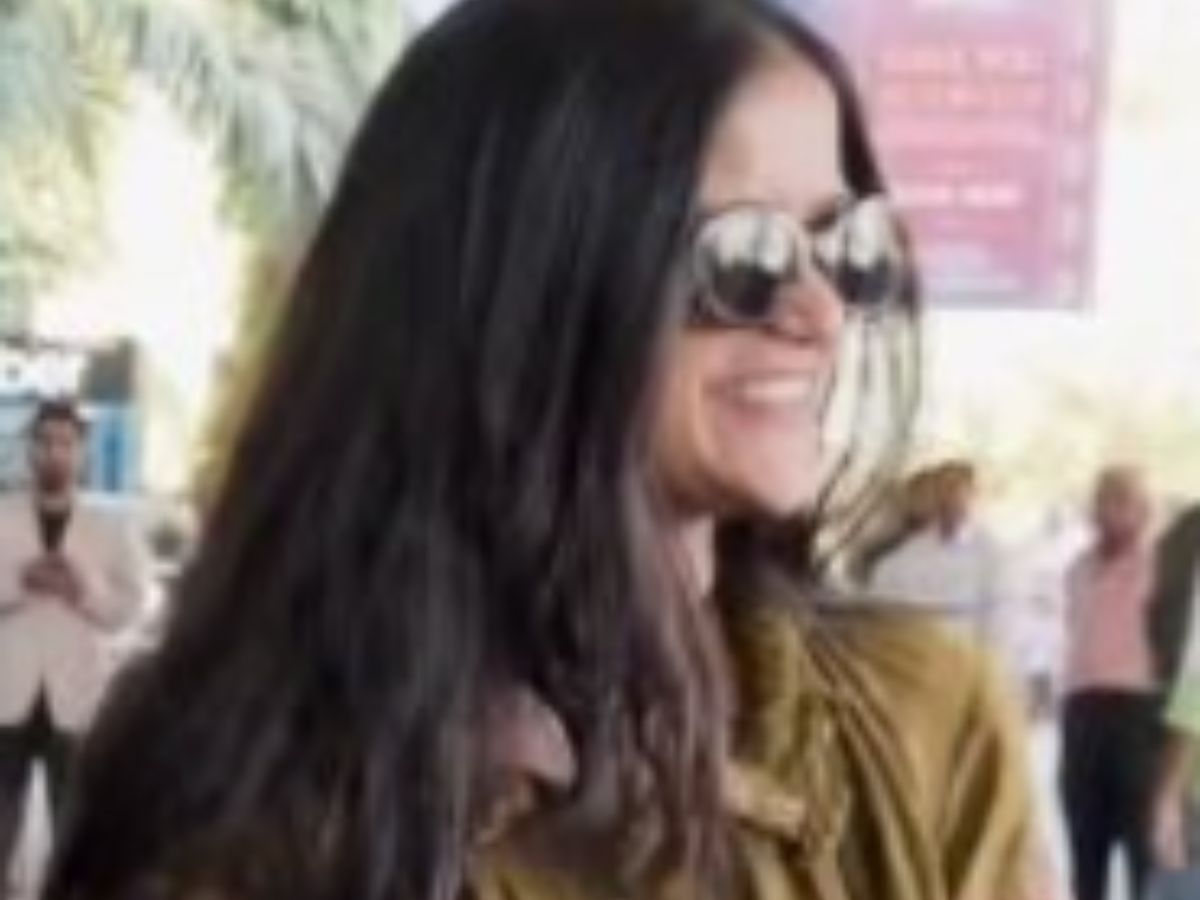 Eesha Rebba and Shravya Varma