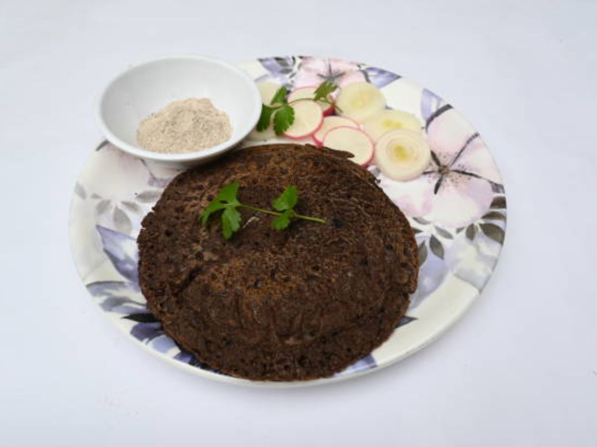 Kuttu Cheela (Protein Rich Breakfast)