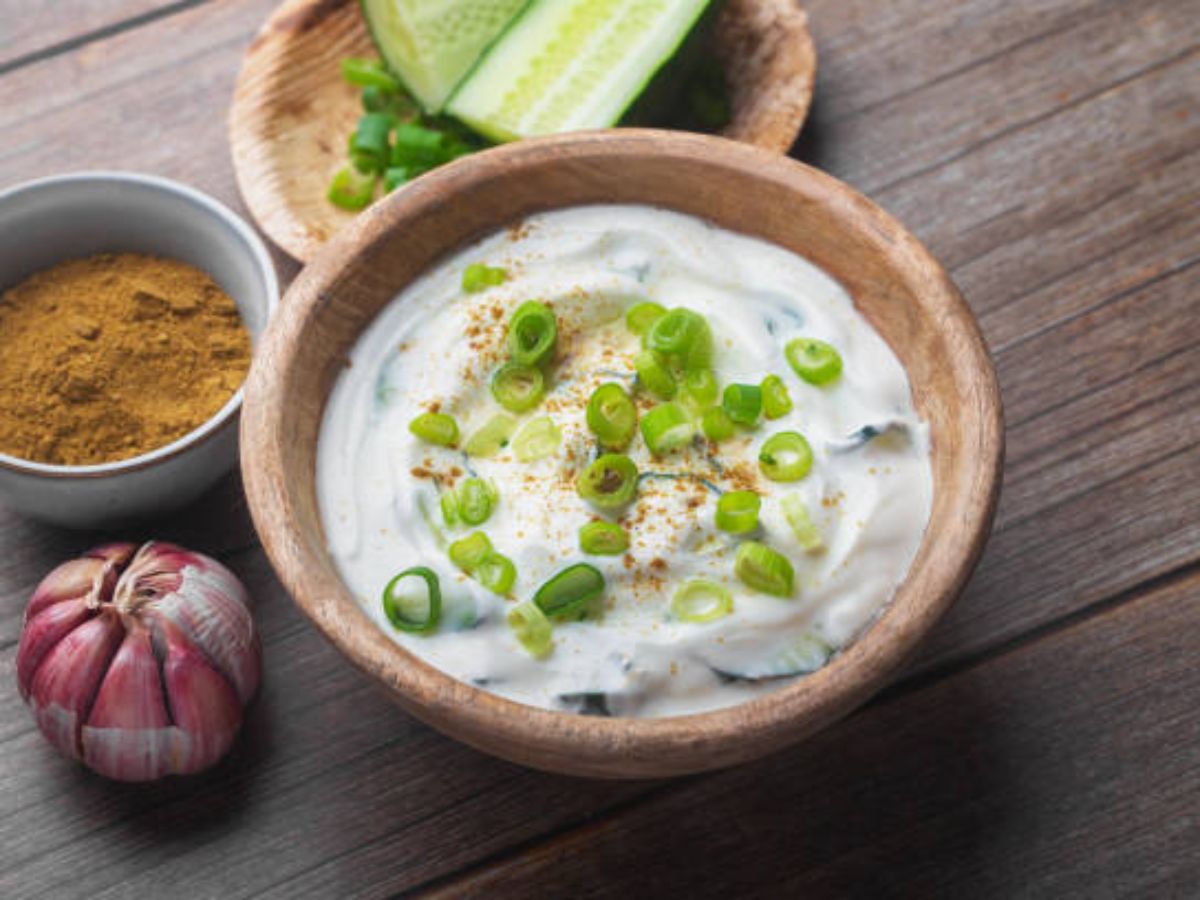 Lauki Raita (Cooling and Digestive)