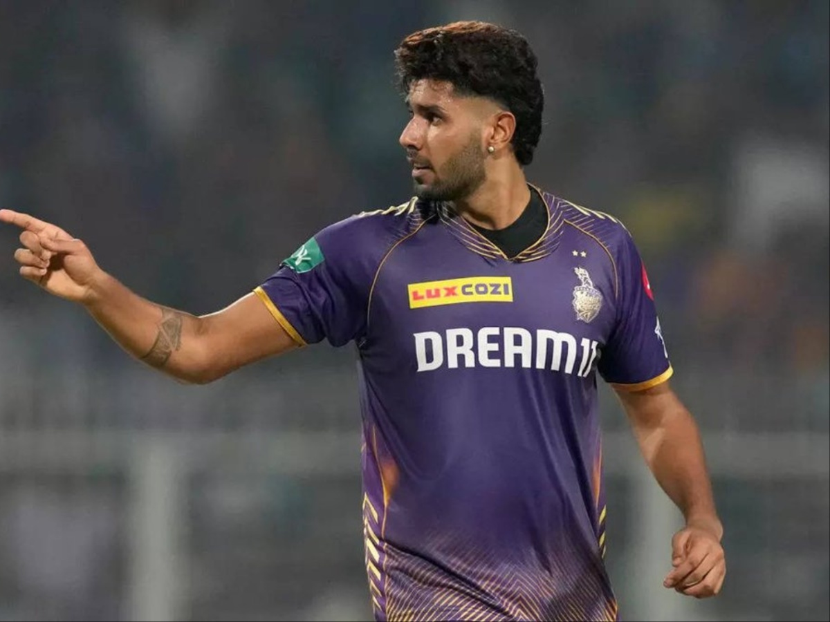 KKR pacer Harshit Rana walking on crutches after knee surgery, ruled out of IPL 2026