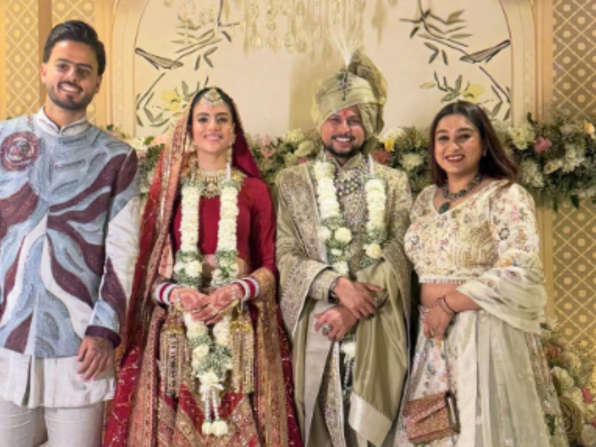 Nitish Rana and wife get clicked with Kuldeep Yadav and Vanshika