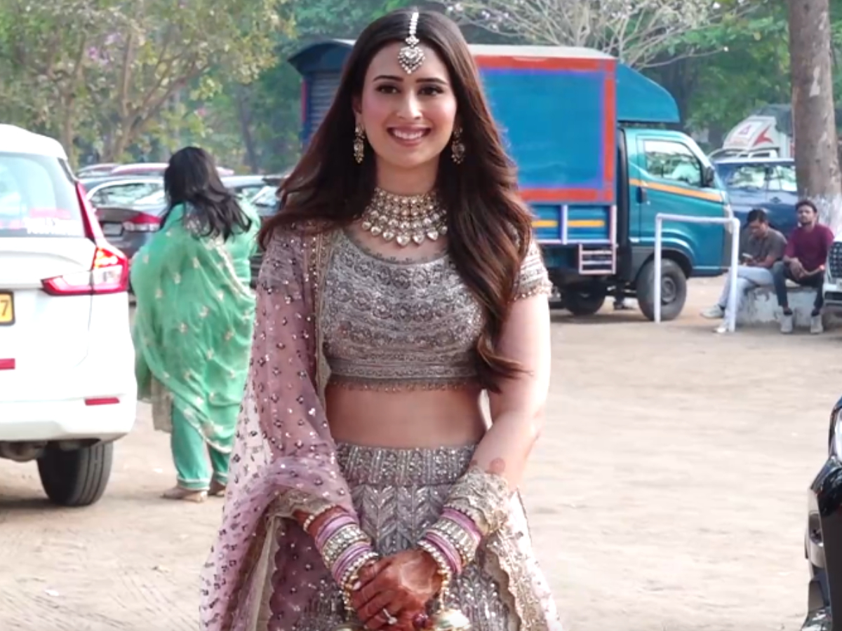 arjun-tendulkar-saaniya-chandhok-pre-wedding-sachin-anjali-sara-tendulkar-glow-in-star-studded-celebration-with-cricket-stars-in-pics Arjun Tendulkar and Saaniya Chandhok’s pre-wedding pics | ANI