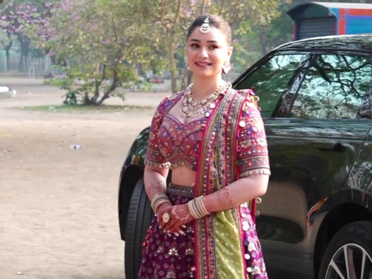 arjun-tendulkar-saaniya-chandhok-pre-wedding-sachin-anjali-sara-tendulkar-glow-in-star-studded-celebration-with-cricket-stars-in-pics Sara at Arjun Tendulkar and Saaniya Chandhok’s pre-wedding event | ANI