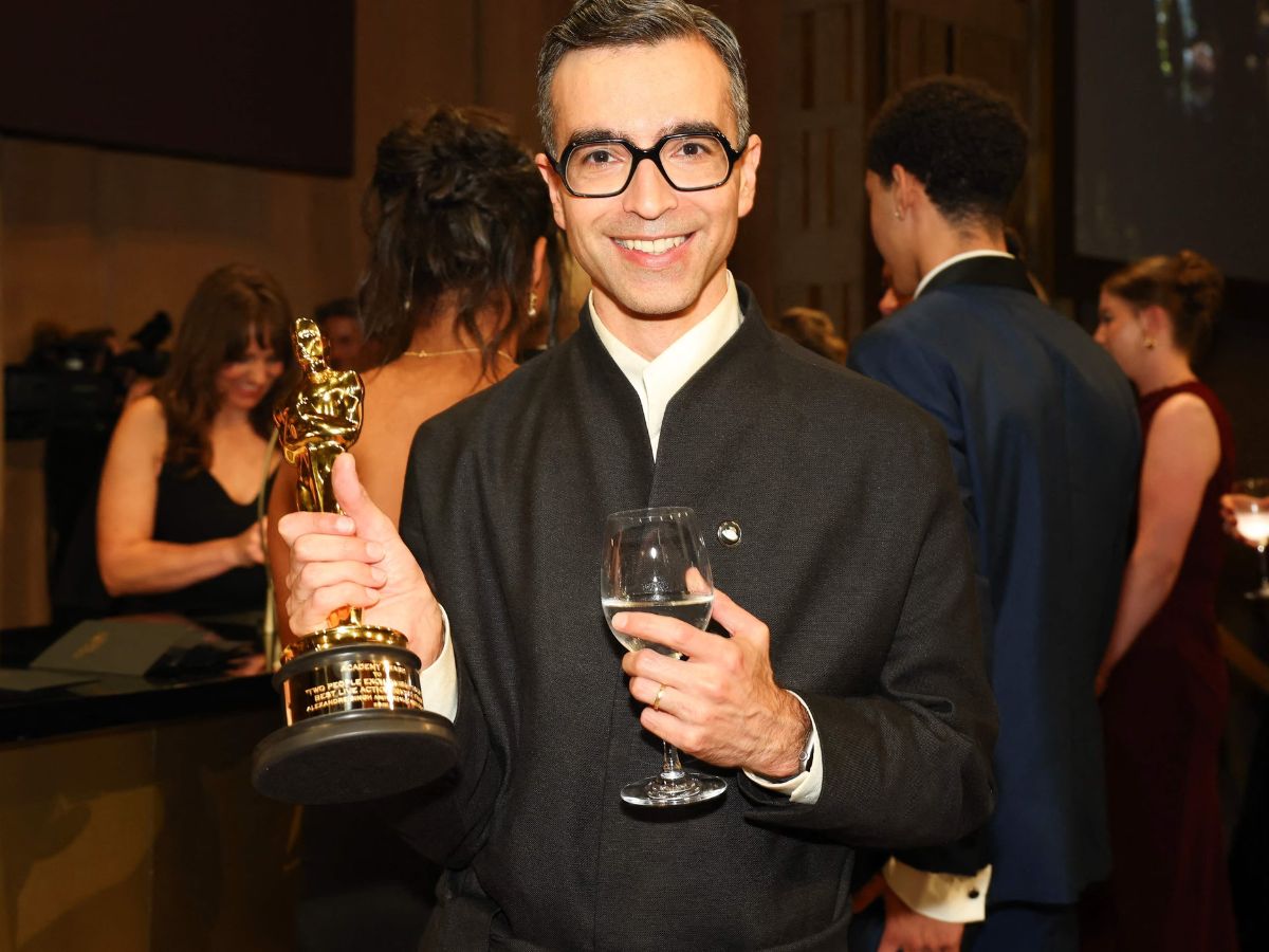 Who Is Alexandre Singh?