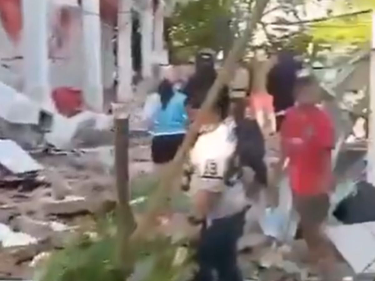 Indonesia Tsunami Alert and Wave Activity