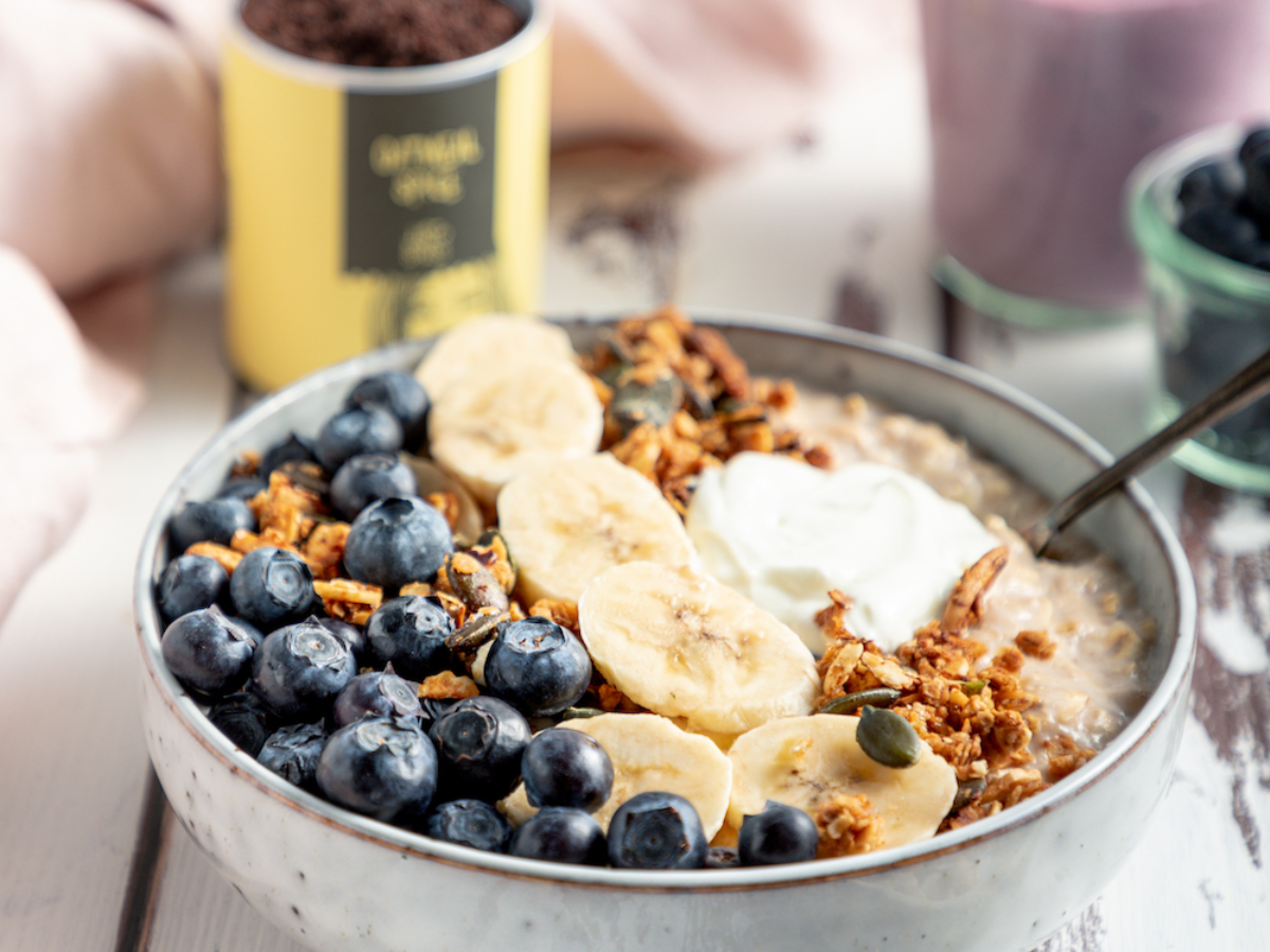Porridge (Oatmeal) with Fruits