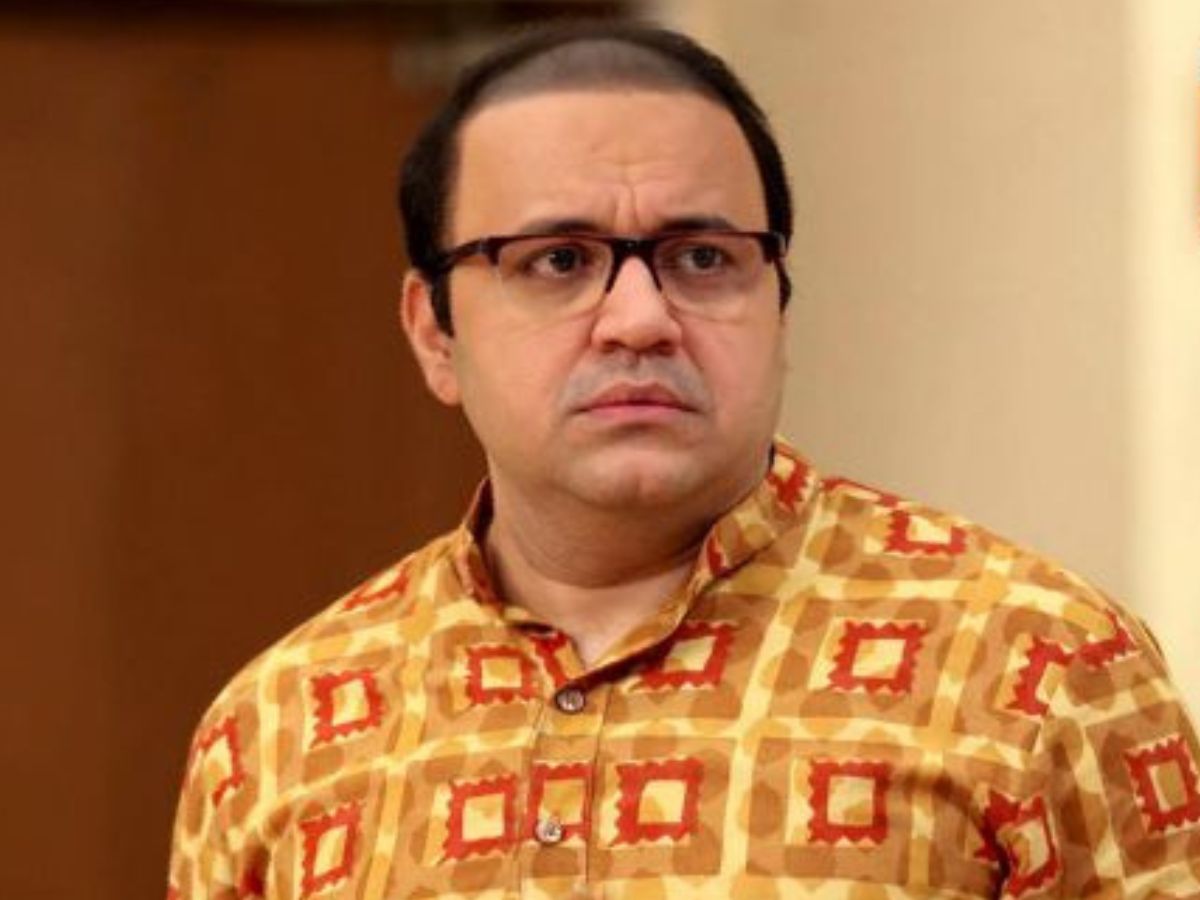 Mandar Chandwadkar as Aatmaram Tukaram Bhide