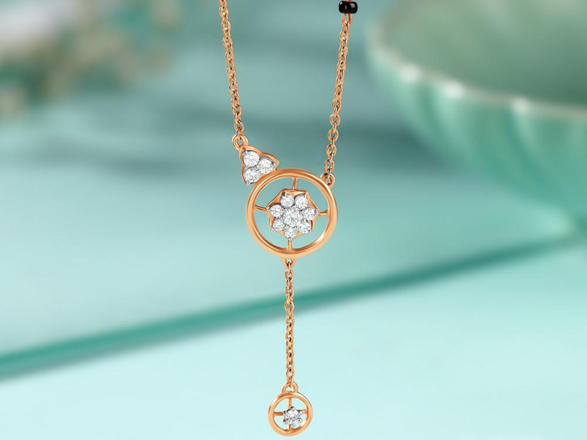 Rose Motif Pendant Mangalsutra Design