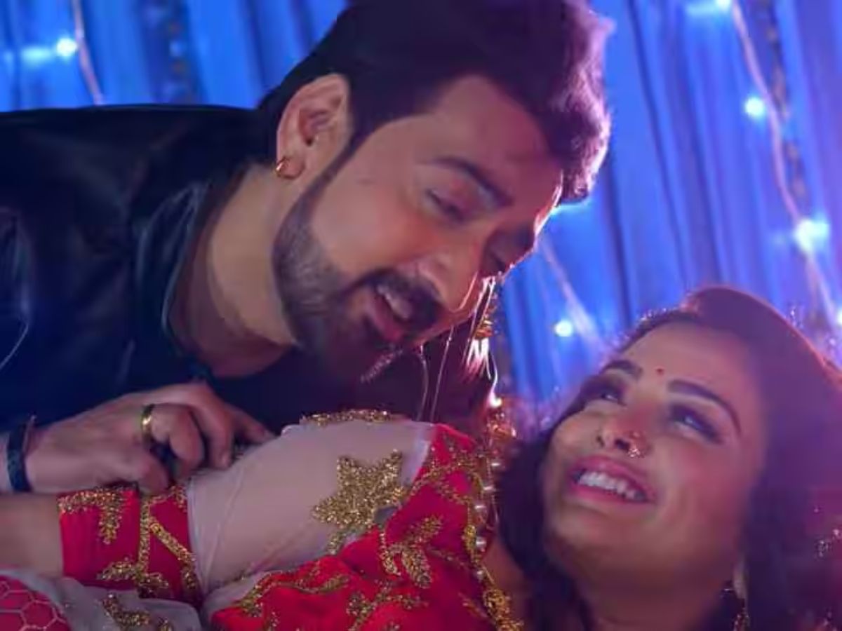 Aamrapali Tohare Khatir – Dinesh Lal Yadav & Amrapali Dubey