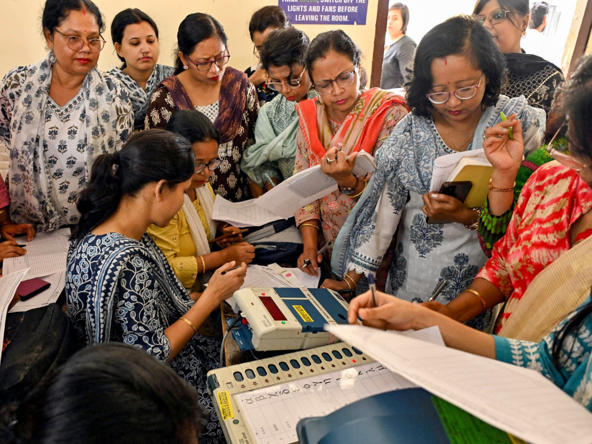 Select West Bengal and Language