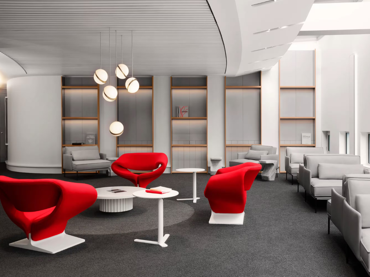 Air France La Première Lounge
