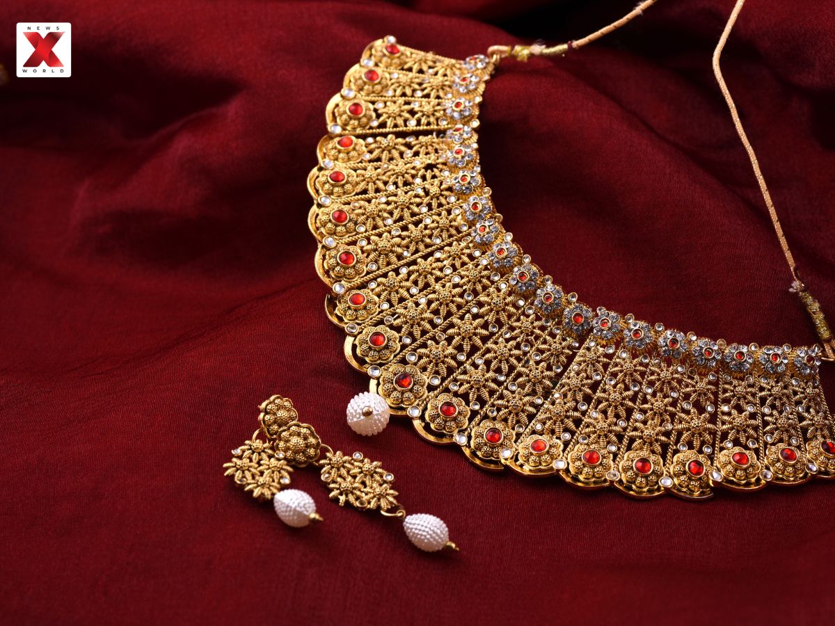 Gold and Silver Rate Today (26 April 2026): 24K Gold Drops by Rs 28,000; Check Gold Price in Chennai, Hyderabad, Delhi, Mumbai, Bangalore