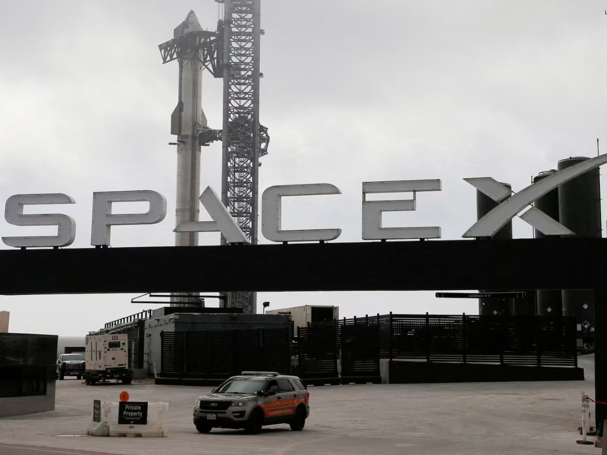 https://www.newsx.com/wp-content/uploads/2026/04/spacex.jpg
