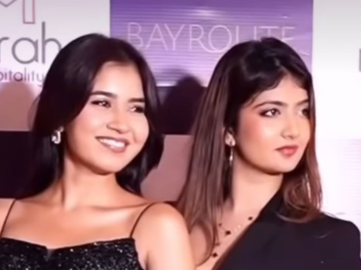 Suzzane And Akanksha Fight
