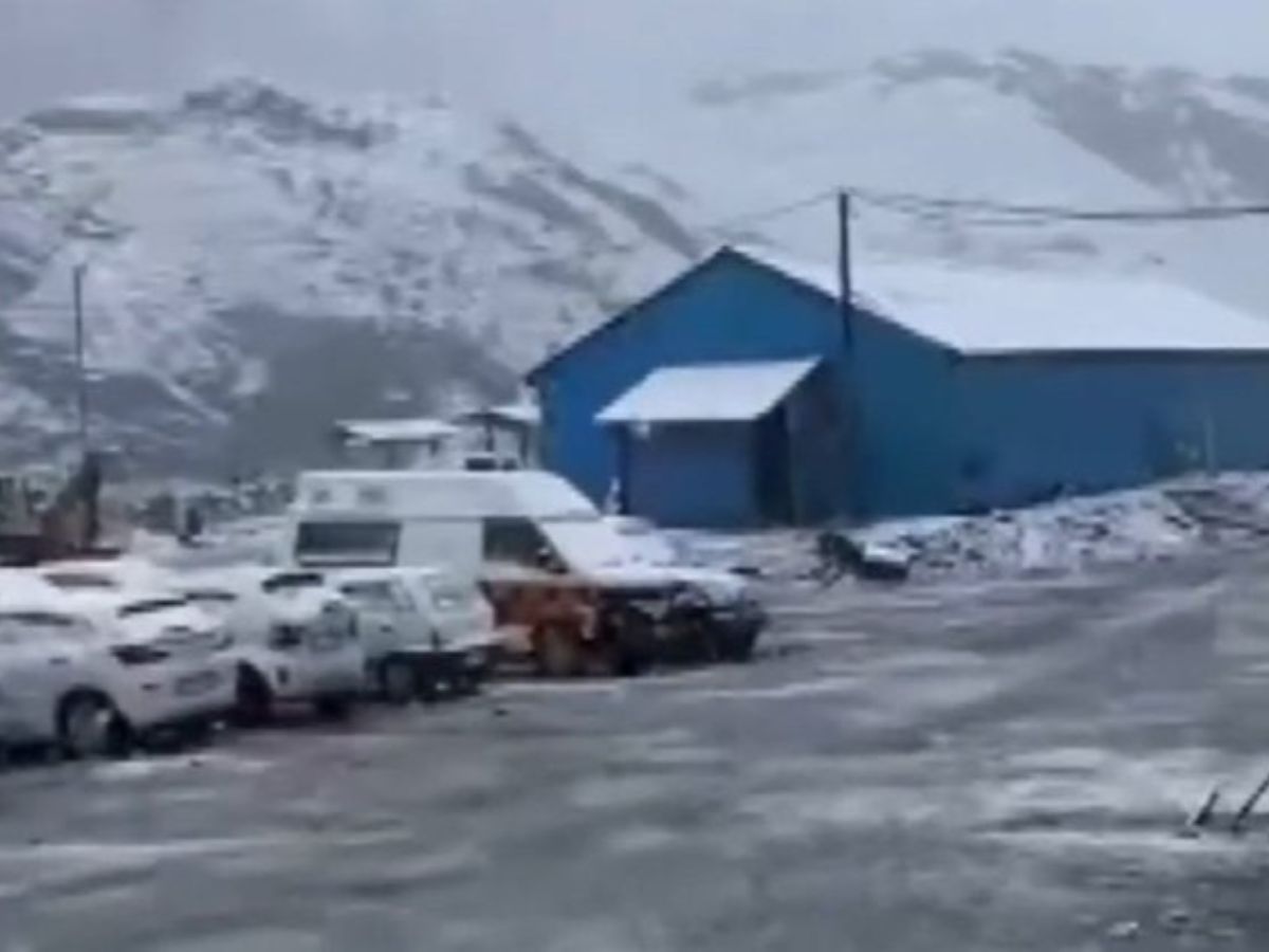 Why Is Kashmir Seeing Snowfall In Late May?